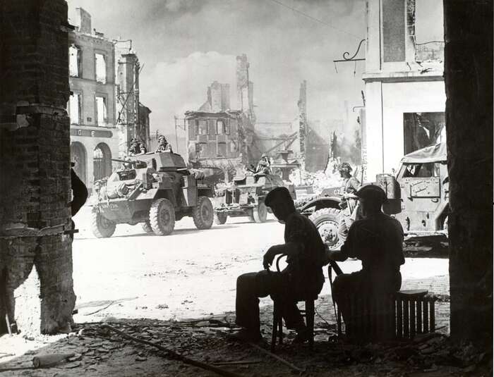 British armoured cars, Italy, c 1944
