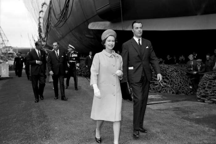 The Queen Elizabeths, 1967 (RMS Queen Elizabeth 2)