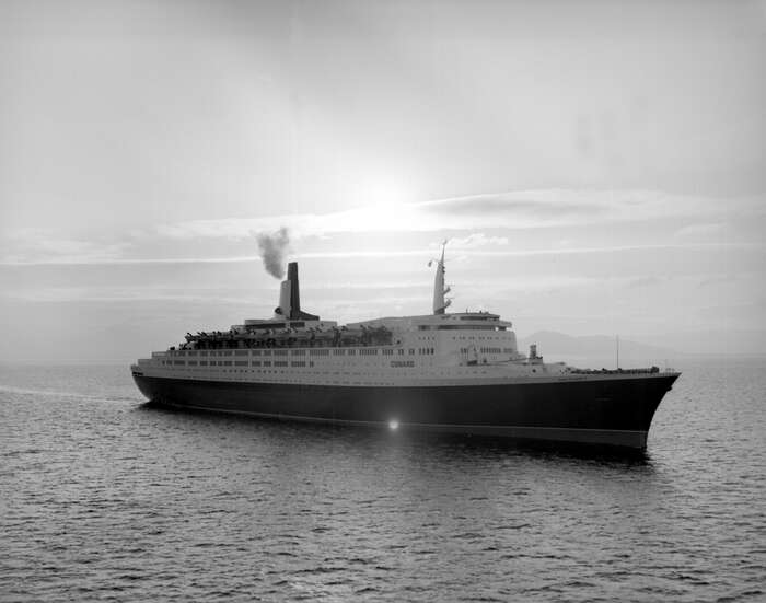 QE2 on sea trials, 1968 (RMS Queen Elizabeth 2)