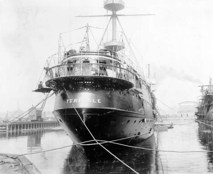 HMS Terrible, view of the stern and name, 1895