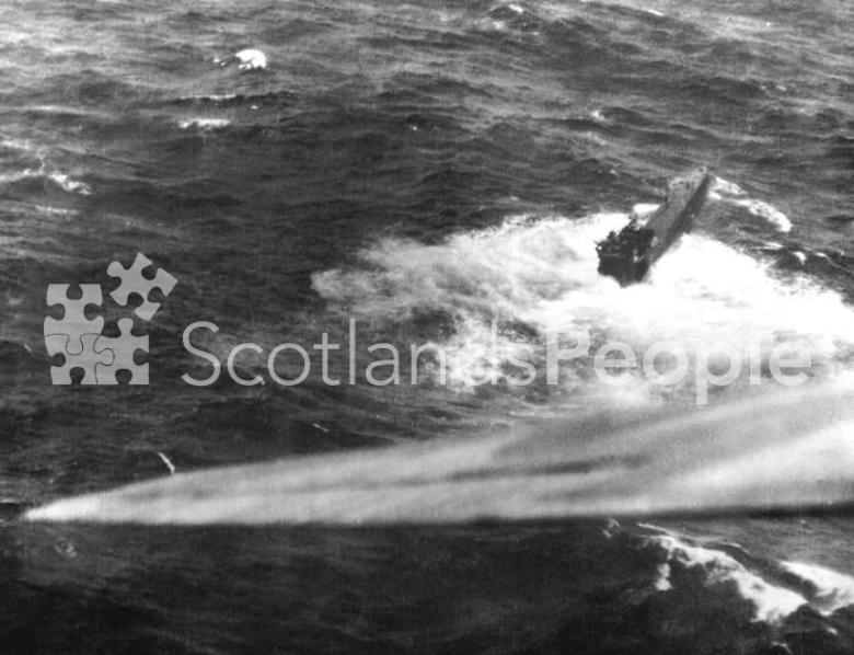 U-boat attack in transatlantic convoy 1943