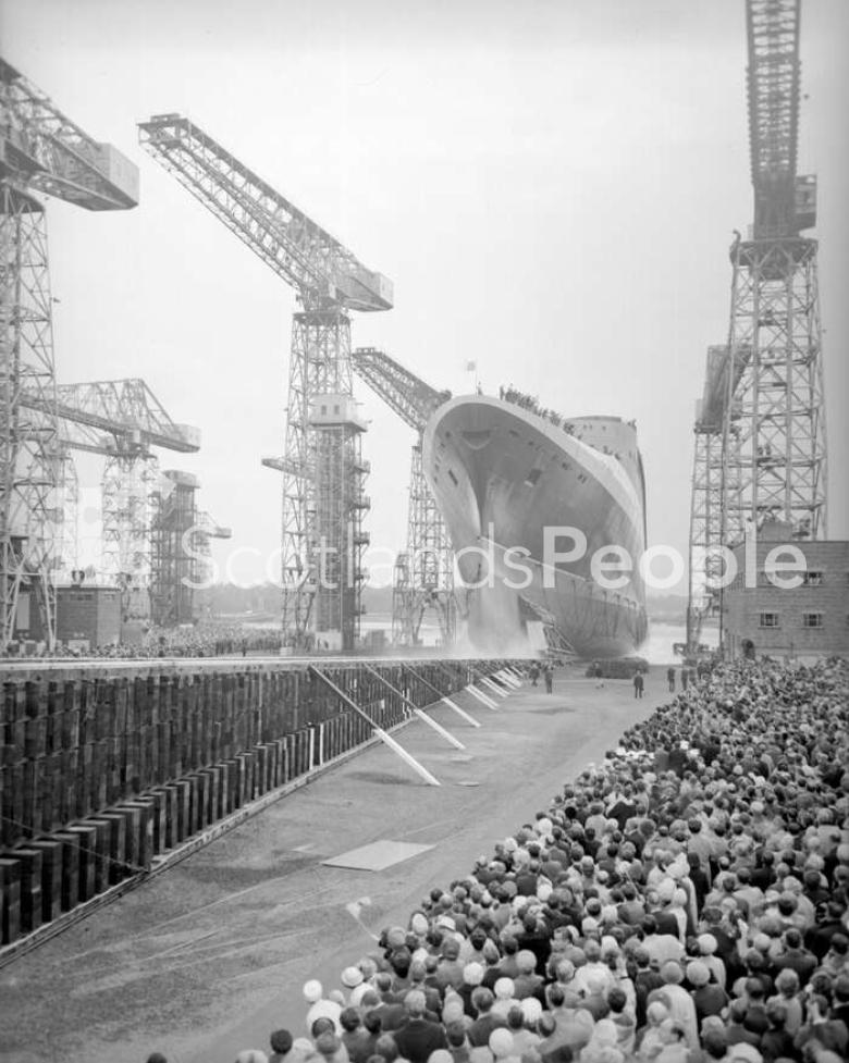 Launch of Queen Elizabeth 2, Clydebank