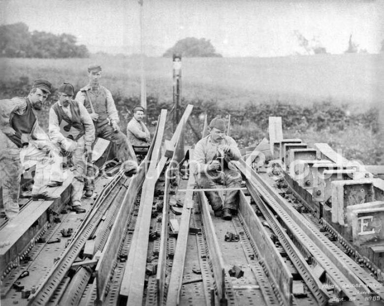 Forth Bridge workers, 1884