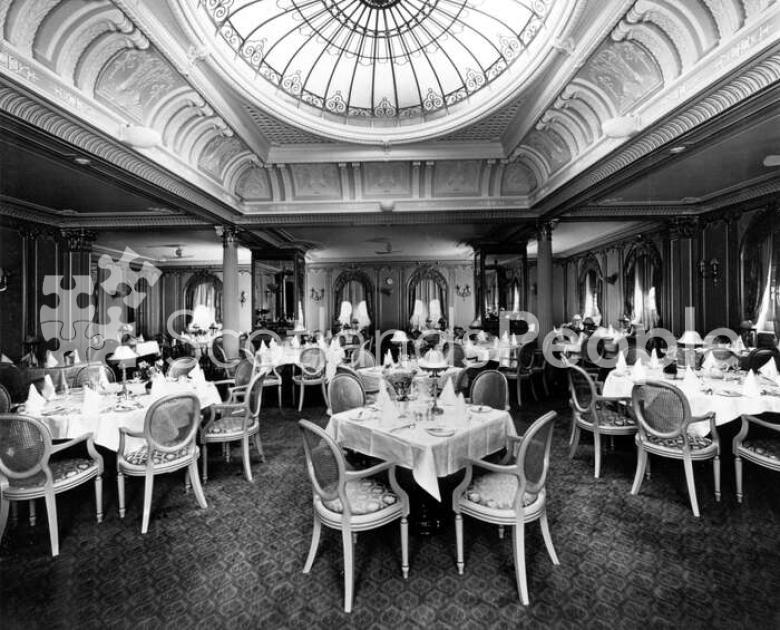 Blue Star Line ocean liner SS Avila Star: Dining Saloon, Upper Deck