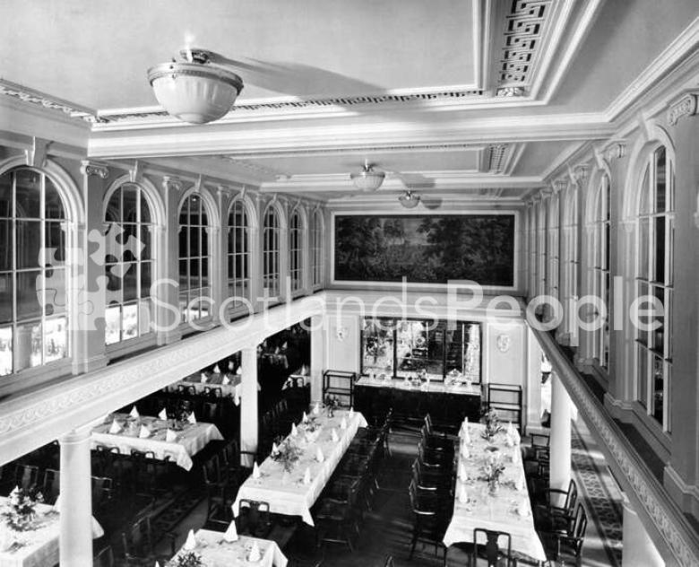 Cabin Dining Saloon \"D\" deck from the Gallery on the Canadian Pacific Line liners SS Montcalm & SS Montclare