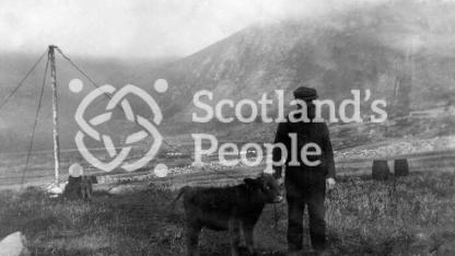 Man and woman on St Kilda, 1913