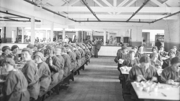 Staff canteen in HM Factory Gretna 1918