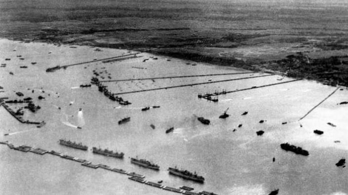 Mulberry harbours in Normandy, 1944-1945