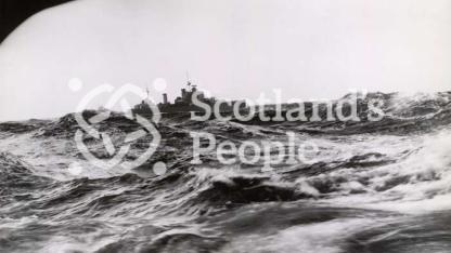 Destroyer at sea, 1939-1945