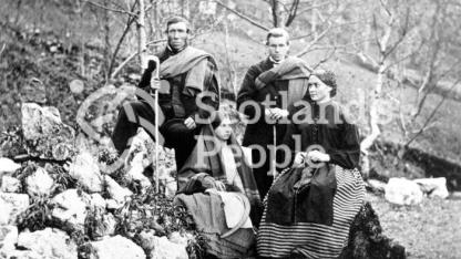 Estate workers, Glen Creran, 1866 Estate workers, Glen Creran, 1866