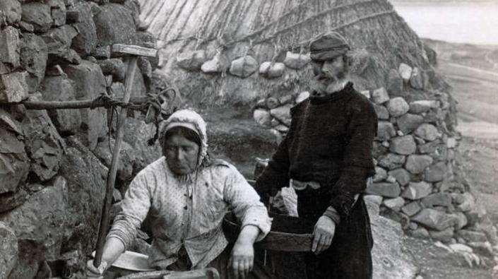 St Kildans grinding grain, c 1885