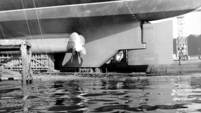 Stern and propellers of Queen Elizabeth 2, Clydebank, 1967
