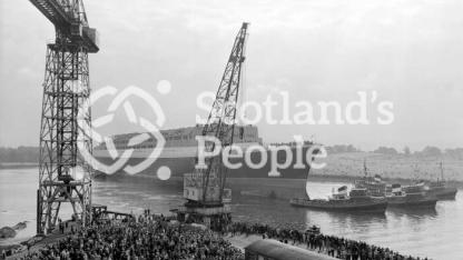 RMS Queen Elizabeth 2 on River Clyde after launch, 1967 RMS Queen Elizabeth 2 on River Clyde after launch, 1967