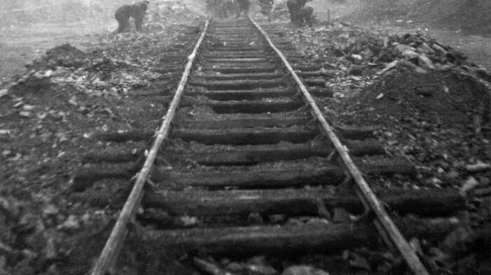 Coal refuse dump, Fife, 1937