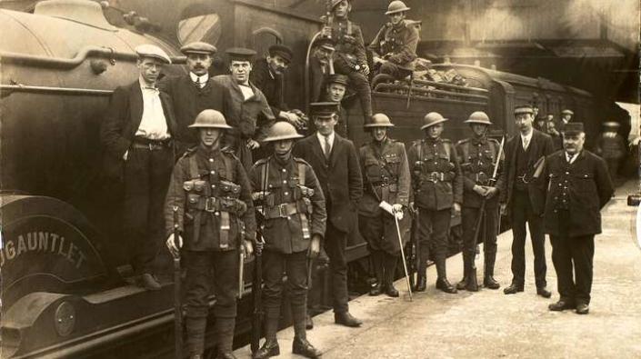 Soldiers at Galashiels Station, c 1916