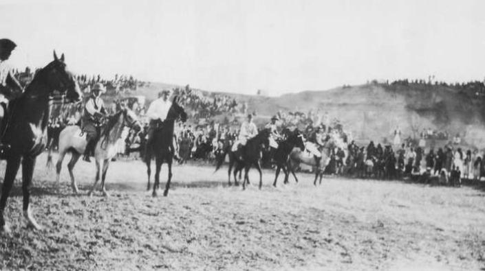The start of the races at Mosul