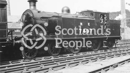 4-4-2T Reid Class C16 (NBR Class L) Atlantic Tank Engine No.7497 of the London and North Eastern Railway 4-4-2T Reid Class C16 (NBR Class L) Atlantic Tank Engine No.7497 of the London and North Eastern Railway