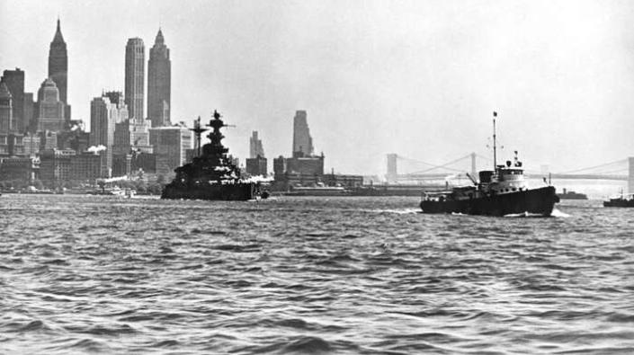 HMS Malaya leaving New York harbour