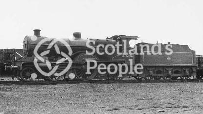 LMS 4P Compound 4-4-0 Class passenger Locomotive No. 40904 LMS 4P Compound 4-4-0 Class passenger Locomotive No. 40904