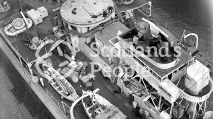 HMAS Australia (512) HMAS Australia (512)