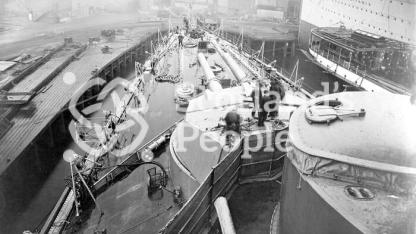 HMAS Australia (402) HMAS Australia (402)