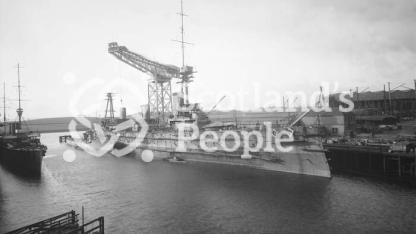HMAS Australia (402) HMAS Australia (402)