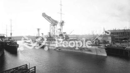 HMAS Australia (402) HMAS Australia (402)