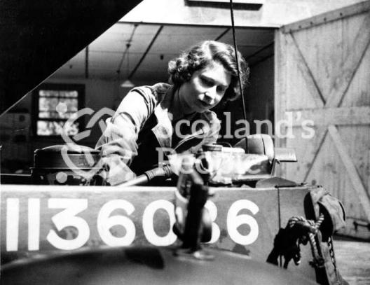 Princess Elizabeth helps with the war effort, 1939-1945 Princess Elizabeth helps with the war effort, 1939-1945