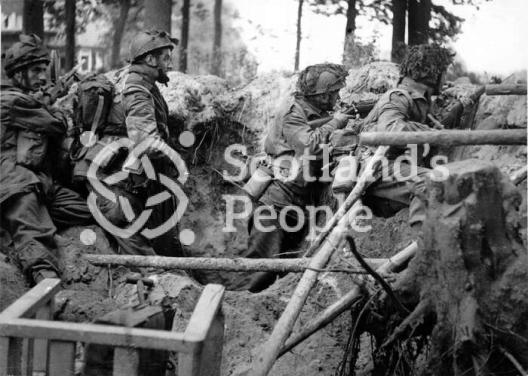 British airborne troops in action in Arnhem, 1944 British airborne troops in action in Arnhem, 1944