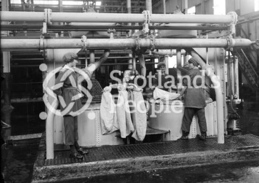 Centrifugal wringers, HM Factory Gretna, 1918 Centrifugal wringers, HM Factory Gretna, 1918