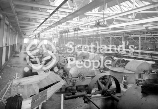Beating and patching house, HM Factory Gretna, 1918