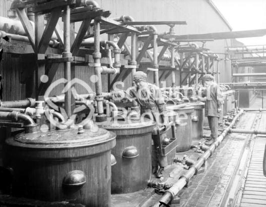 Nitric acid production, HM Factory Gretna, 1918 Nitric acid production, HM Factory Gretna, 1918