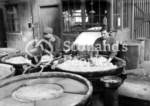 Unloading cordite, HM Factory Gretna, 1918 Unloading cordite, HM Factory Gretna, 1918