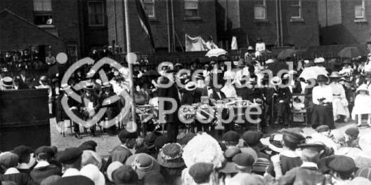 Fareham National School on Empire Day, 1913 Fareham National School on Empire Day, 1913