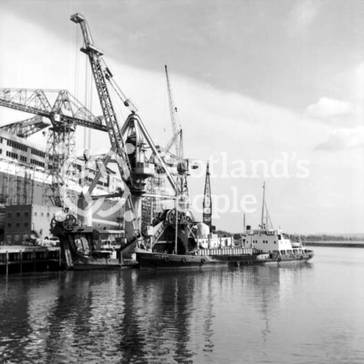 Stern view of RMS Queen Elizabeth 2 under construction, Clydebank Stern view of RMS Queen Elizabeth 2 under construction, Clydebank