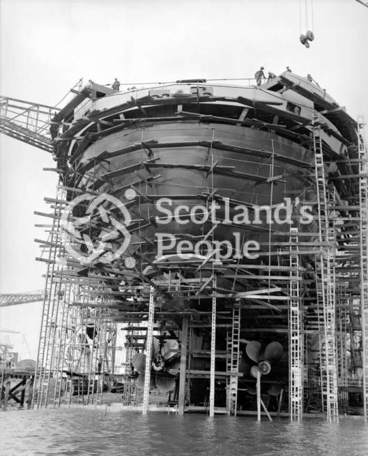 Queen Elizabeth 2 under construction, 1967 Queen Elizabeth 2 under construction, 1967