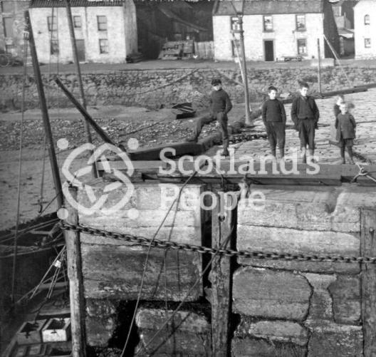 Stonehaven Harbour, c 1918 Stonehaven Harbour, c 1918