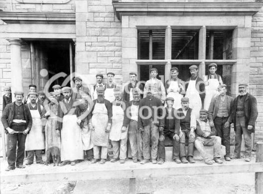 Workmen outside bank building in East Linton, c 1896 Workmen outside bank building in East Linton, c 1896