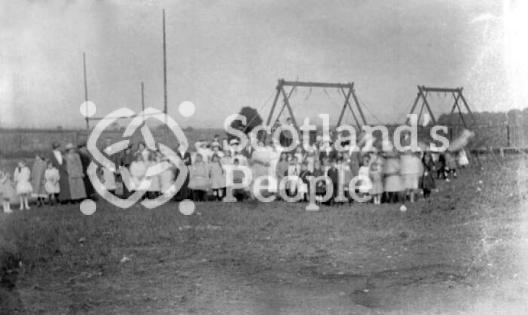 Sunday school picnic, Edinburgh, 1920 Sunday school picnic, Edinburgh, 1920