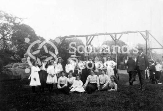 Sunday school picnic, Edinburgh, 1920 Sunday school picnic, Edinburgh, 1920