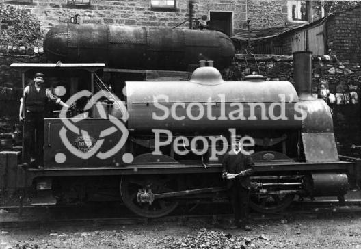 North British Railway locomotive and crew, 1907 North British Railway locomotive and crew, 1907