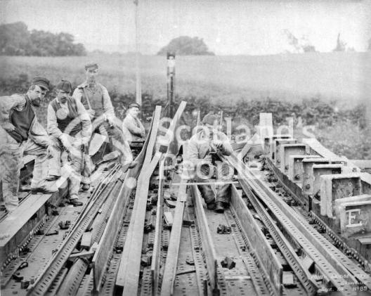 Forth Bridge workers, 1884 Forth Bridge workers, 1884