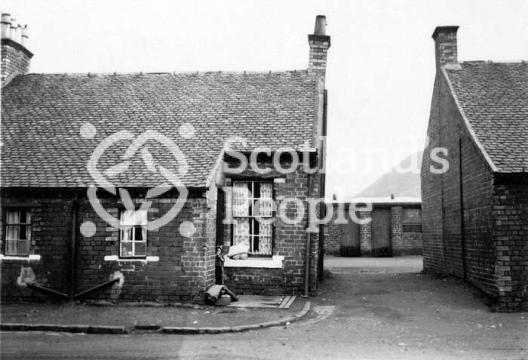 Miners' houses in Nimmos Row, Lanarkshire, c 1950 Miners' houses in Nimmos Row, Lanarkshire, c 1950