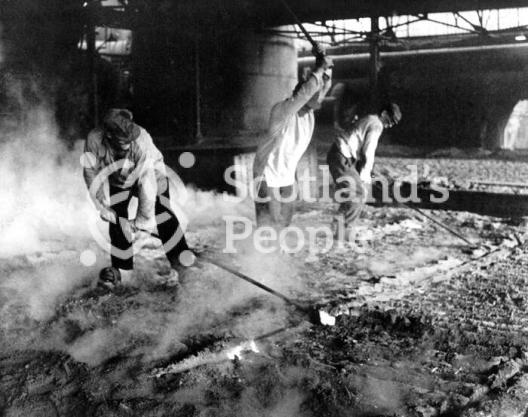 Workers at Carron Works, 20th century Workers at Carron Works, 20th century