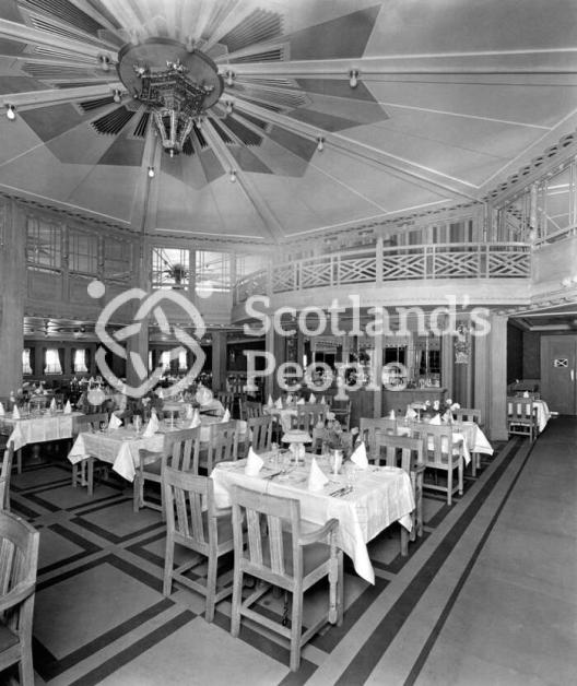 The Cabin Dining Saloon on \"A\" Deck of Canadian Pacific Line liner SS Duchess of Bedford, 1928 The Cabin Dining Saloon on \"A\" Deck of Canadian Pacific Line liner SS Duchess of Bedford, 1928