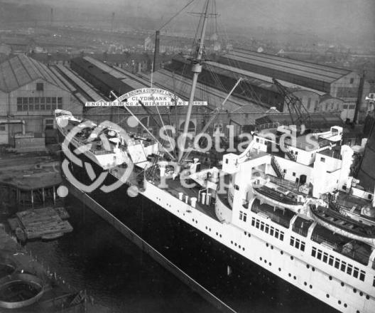 Fore end of the Cunard line ocean liner RMS Queen Mary Fore end of the Cunard line ocean liner RMS Queen Mary