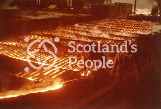 Working sand mould at Carron Works, 20th century Working sand mould at Carron Works, 20th century