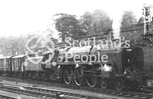 BR Standard Class 6 \"Clan\" Pacific 4-6-2 Locomotive No.72008 \"Clan MacLeod\" BR Standard Class 6 \"Clan\" Pacific 4-6-2 Locomotive No.72008 \"Clan MacLeod\"