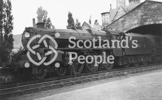 LMS Stanier Class 5 (\"Black Five\") 4-6-0 Locomotive No.5466 LMS Stanier Class 5 (\"Black Five\") 4-6-0 Locomotive No.5466