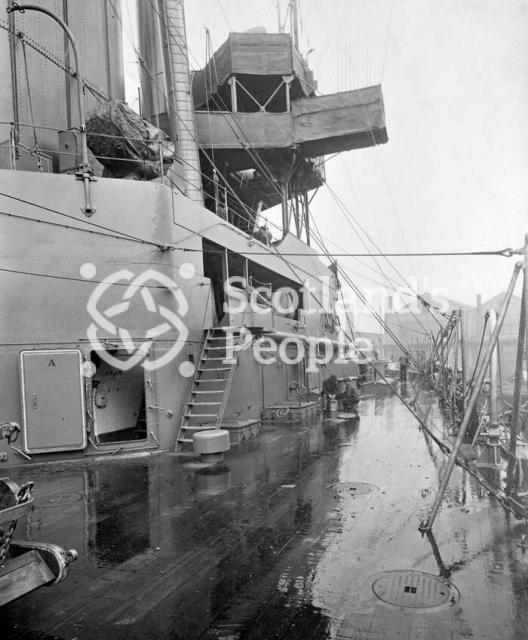 HMAS Australia (402) HMAS Australia (402)